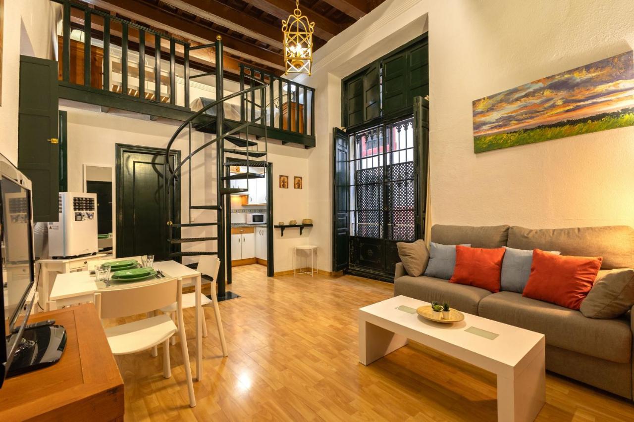 Apartamento Siglo De Oro Siviglia Esterno foto